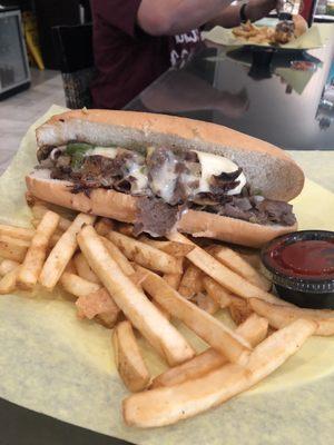 My son and son in law had the regular Chicago Cheesesteak - They said is was awesome !!!