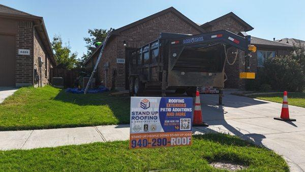 Stand Up Roofing & Construction