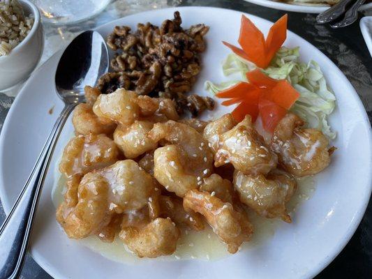 Honey walnut prawns