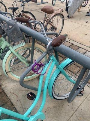 Cute bike and functional too!