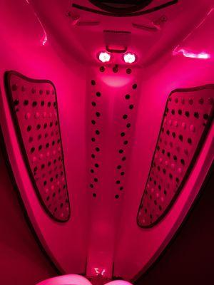 Red light therapy pod. I'm 6' and plus size and fit in comfortably