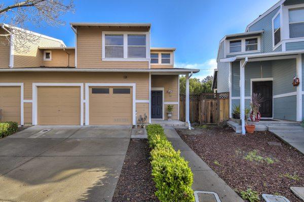 16 Flemings Ct., Novato