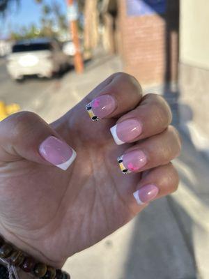 nails