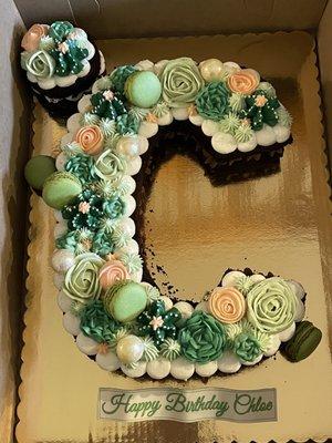 Letter C cake