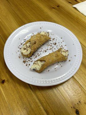 Cannoli!