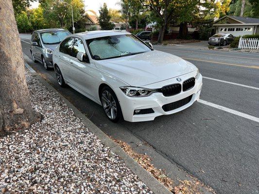 Front bumper and side skirts