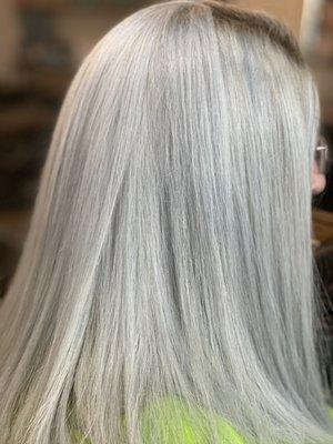 Platinum Pearl White .  
All hair by : Master Stylist 
Rosa Montereal ( 32 years experience)