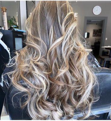 Beautiful dimensional highlights by Michelle M. #highlights