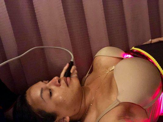 Red Light Therapy Body Sculpting is an option for anyone of any age and body shape seeking a fat reduction.