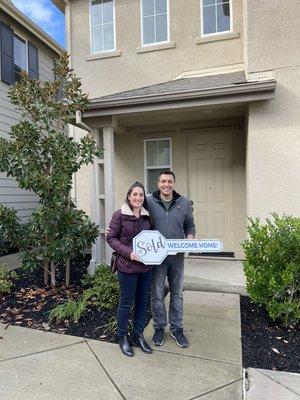 Another happy new homeowners!