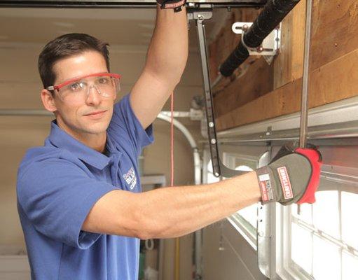 garage door technician