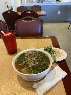 Excellent eye of round pho with all the accoutrements. Well worth the price!