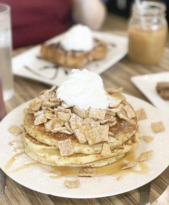 Buttermilk Pancakes