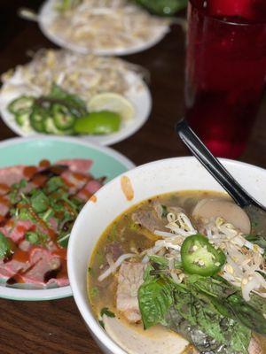 Bun bo hue