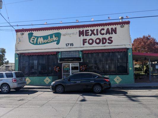 El Modelo Mexican Foods, Albuquerque