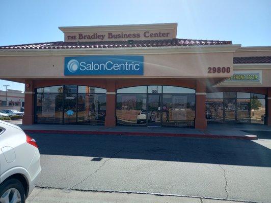 Salon creations in Menifee the worst manners of any store staff I've ever seen