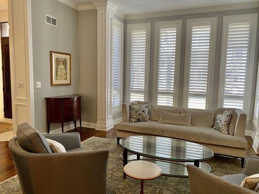 Recent complete renovation of paint, wainscoting, furniture, shutters, artwork and carpet in Chicago.