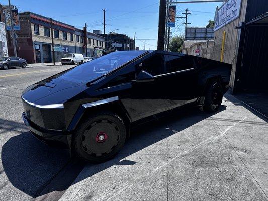 2024 Tesla cyber truck. Full gloss black PPF/ ceramic coating/ and with our Ambient lighting