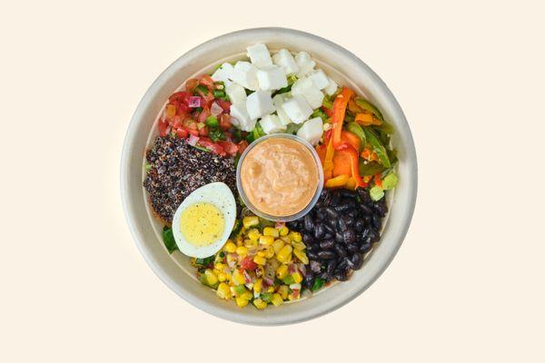 Mexicana Cobb Salad
quinoa, corn, pickled veggies, black beans, salsa fresca, queso fresco, egg, chipotle bacon blue cheese dressing