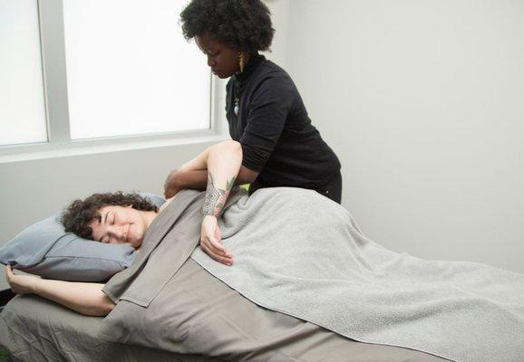 We love caring for our guests who are pregnant or benefit from a side-lying massage.