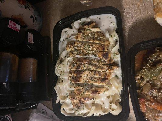 Chicken Fettuccini Alfredo