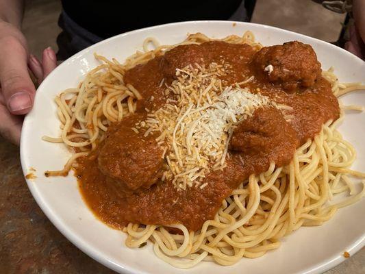 Spagetti and meatballs