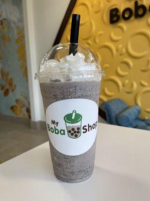 Cookies n Cream ice blend with whipped cream!  So good!