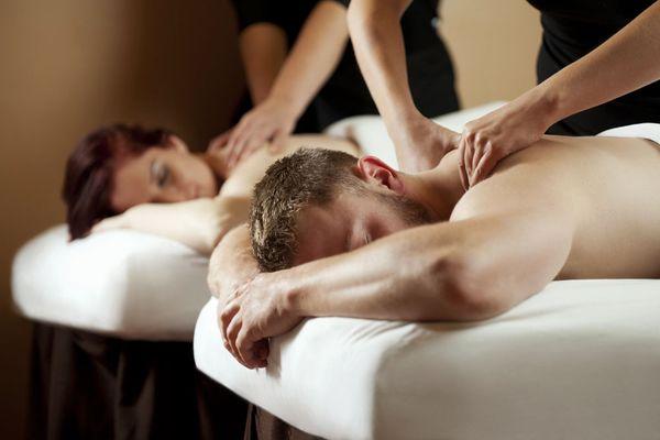 Couple massage