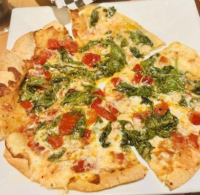 Roasted Red Pepper & Spinach Flat Bread