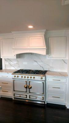 Beautiful custom cabinetry to go with a gorgeous La Cornue.