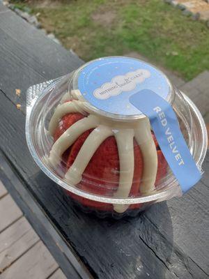 Red velvet Bundtlet