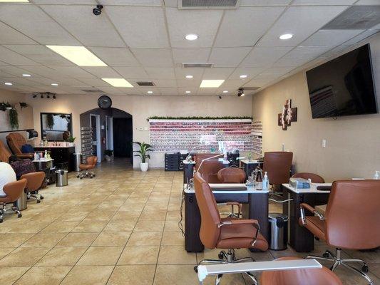 The manicure/pedicure areas are nice because there aren't too many. It helps to not feel cramped.