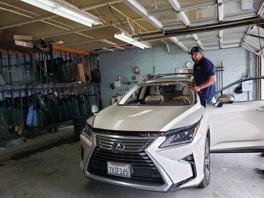 2018 Lexus rx350 windshield replacement & calibration