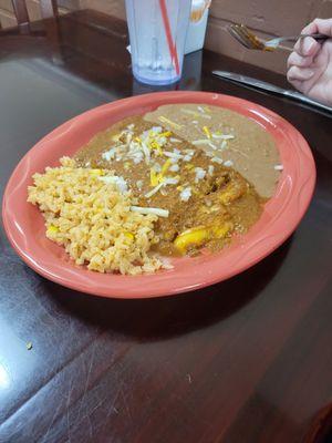 Cheese enchiladas with chili con carne