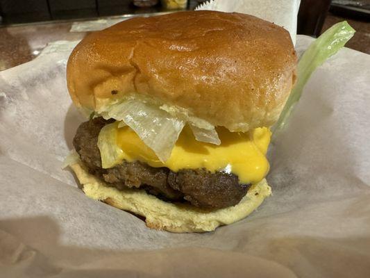 Poolroom Cheeseburger