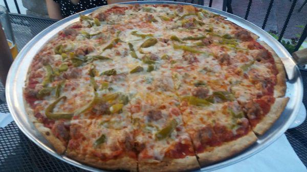 Sammy's Sausage & Peppers Thin Crust Pizza