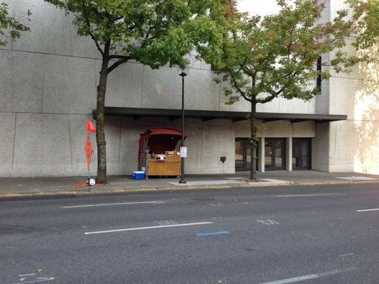 Find this cart on 2nd & Market - outside the Keller auditorium - across from Cambia/Regence