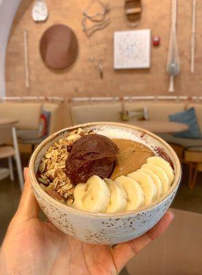 Peanut Butter Cup Acai Bowl