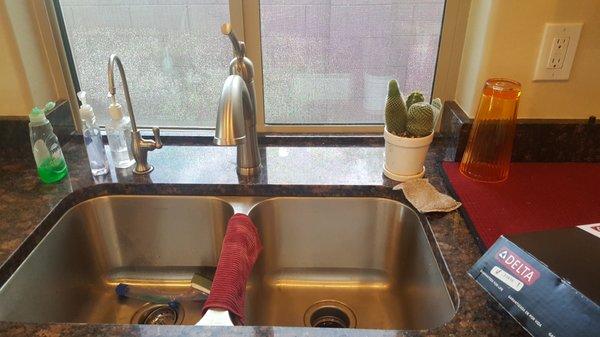 Kitchen sink install