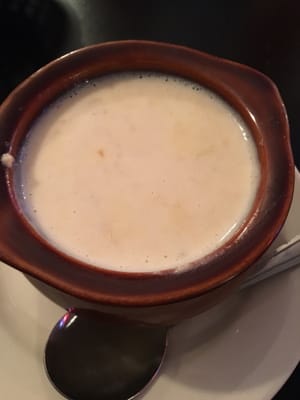 New England white clam chowder