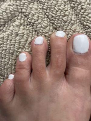 Service received, pedicure with gel (LOUSY)