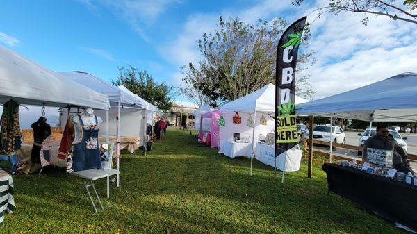 Saturday morning Farmer's Market at Lake Placid Journal Plaza.