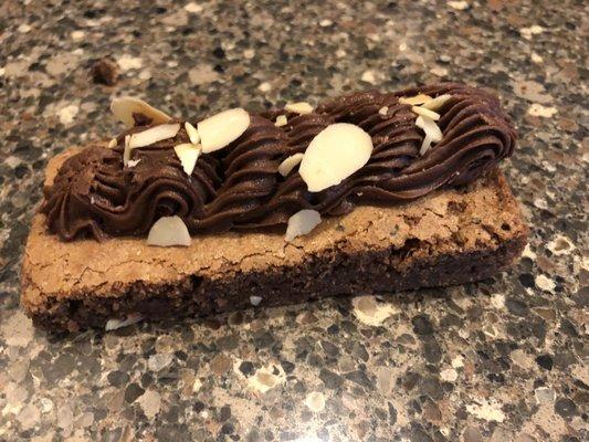 Amaretto brownie