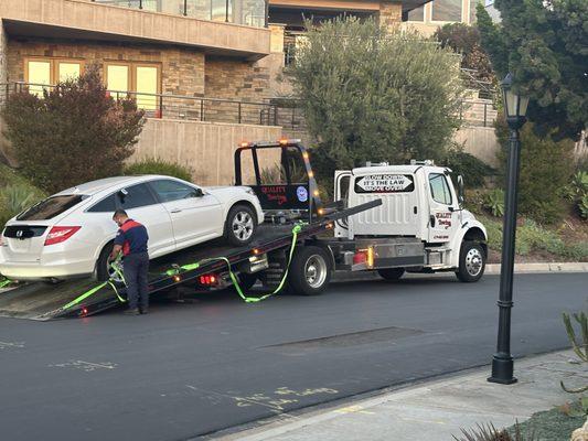 My car sold to Carvanna (excellent) being towed away sooner than expected. Great service!