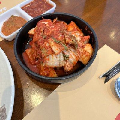 Radish and fermented Kimchi, served with Seolleong Tang and Dogani Tang