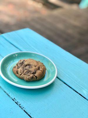 Chocolate chip cookie