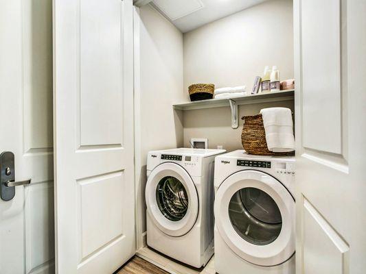 Washer & dryer in apartment