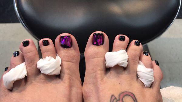 A little touch of Mylar Foil looks great on a fresh pedi!