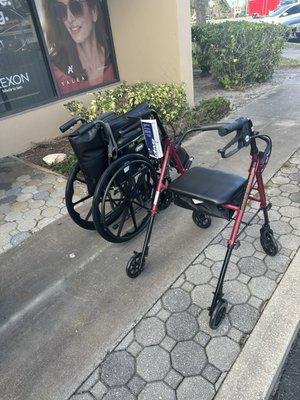 Wheelchair and rollator