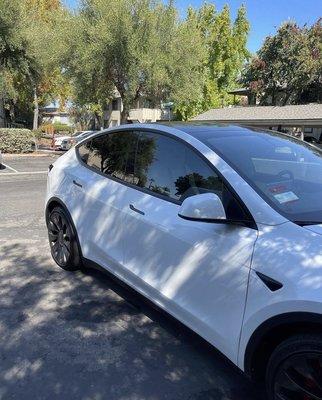 Tesla Model Y 20% front 5% rear